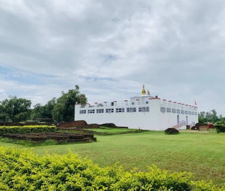 尼泊尔政府盛邀德鲁安团队出席蓝毗尼拉玛格拉玛佛塔复建启动仪式 汇报圣园北区总体规划方案